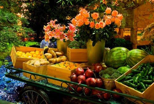 flowers vegetables fruit market